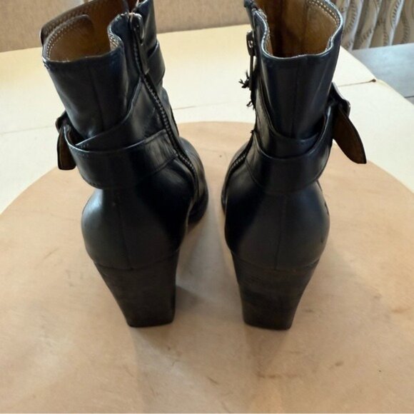 Frye Women’s Ankle Boot Patty Riding Bootie Black Leather Block Heel Size 7 - Picture 5 of 14